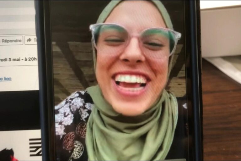 Documentaire sur Fatma Hassona : Un Journaliste Palestinien Tombé sous les Bombardements Israéliens
