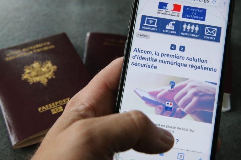 Gouvernement français : Promotion du système de reconnaissance faciale nationale