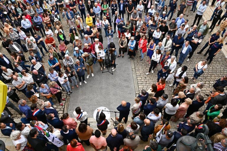 Crise sociale et violences : la France en proie à l’effondrement