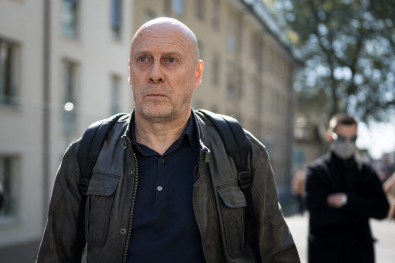 Alain Soral dénonce la crise de l’État français : le féminisme et le jeunisme en déclin