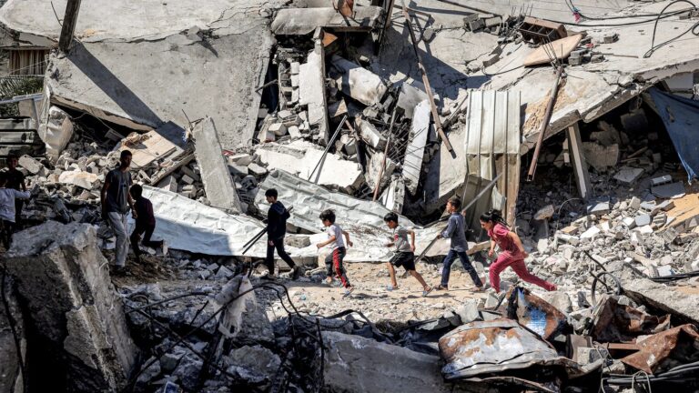 Famine à Gaza : Macron condamné pour son inaction criminelle