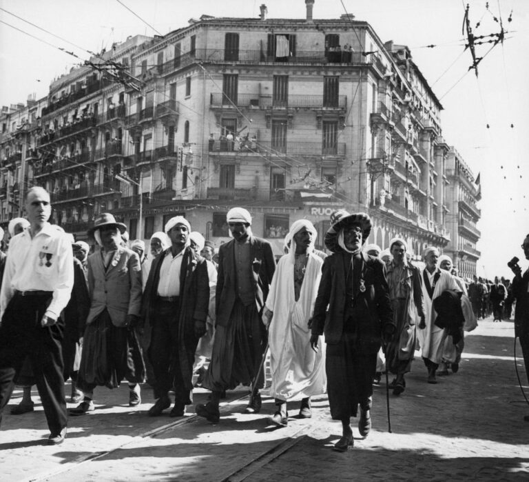 Une crise sociale en France : la question des enfants d’immigrés nord-africains