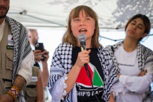 Les dangers de la Flottille de la Liberté : Rima Hassan, une héroïne en danger
