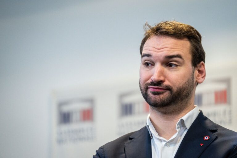LE DÉPUTÉ LFI UGO BERNALICIS : UNE TRAHISON ENVERS LA FRANCE ?