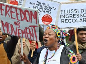 La victoire écrasante de Meloni contre les forces migratoires