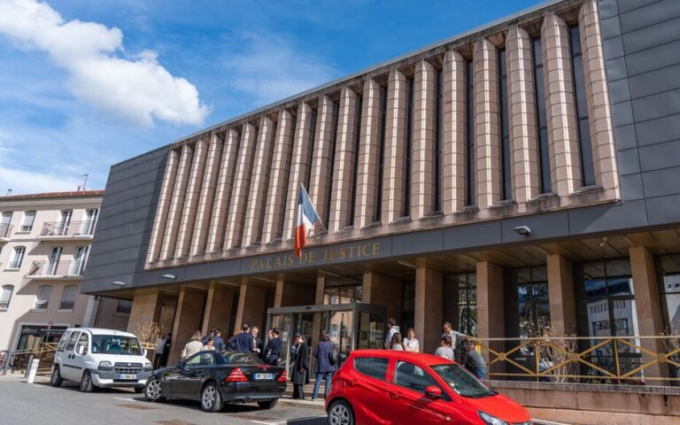 Un spectacle nazi à Moulins : l’horreur sème la division