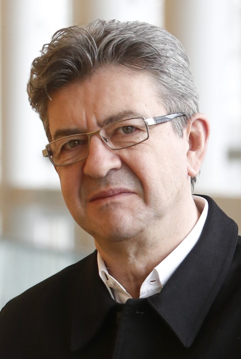Mélenchon et le voile islamique : une trahison du féminisme