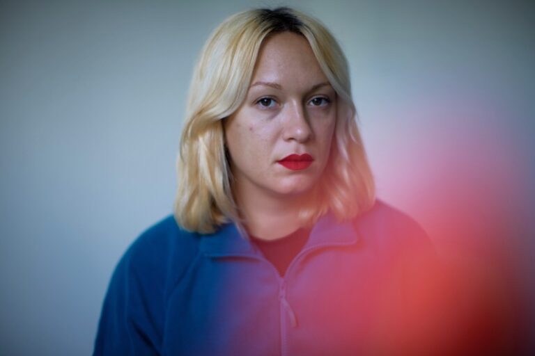 Marguerite Stern condamnée pour ses propos provocateurs sur les questions raciales et culturelles