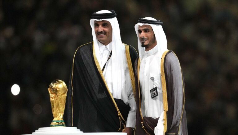 Le Qatar a-t-il acheté la Ligue des champions pour le PSG ?
