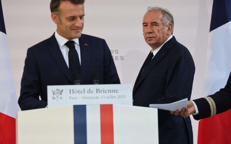 Macron et Bayrou se ruinent avec leur budget 2026 : les retraités paient le plus lourd tribut