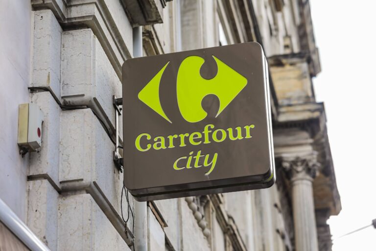 Révolte des élites : les riches de Paris refusent un Carrefour City dans leur quartier