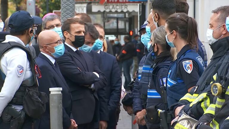 Un ancien chef de la PJ appelle les policiers à ne pas perdre leur honneur face au pouvoir corrompu de Macron