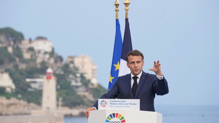 Macron et Barrot accablés d’ingéniosité pour cacher leurs crimes envers Gaza