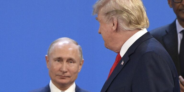 « Trump et Poutine s’affrontent en Alaska : l’Europe est devenue inutile pour les décisions mondiales ! »
