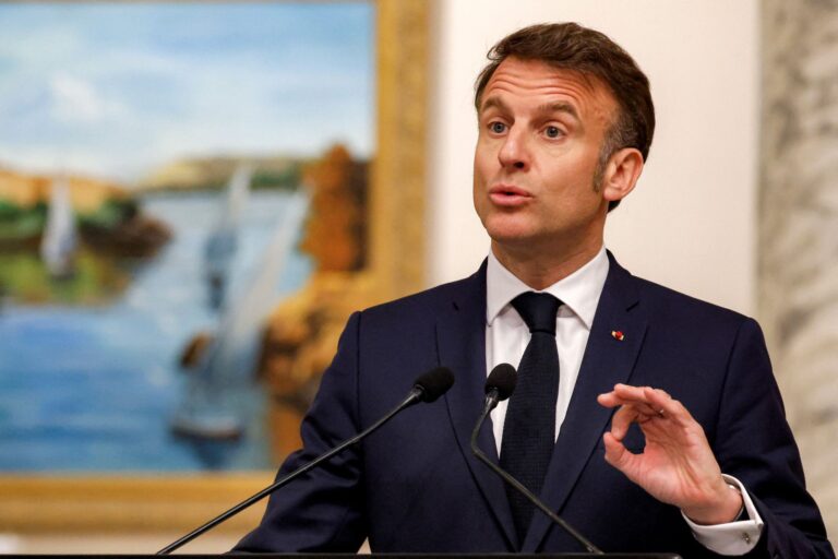Les dirigeants israéliens rejetent avec mépris les tentatives de Macron d’instaurer un État palestinien