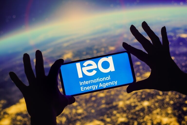 L’IA : le nouveau pilier de l’avenir mondial, selon un rapport inquiétant