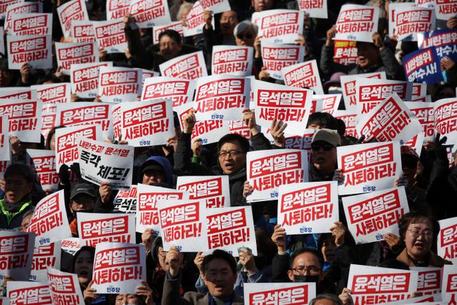 Putsch et loi martiale : une dérive vers l’autoritarisme