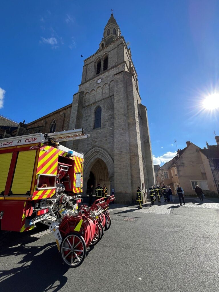 Incendie criminel à l’église de La Châtre : une attaque délibérée contre la foi catholique